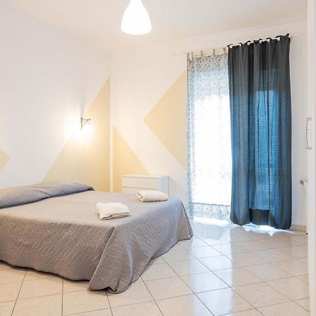 Nuovo Appartamento Beige Bari Ngoại thất bức ảnh