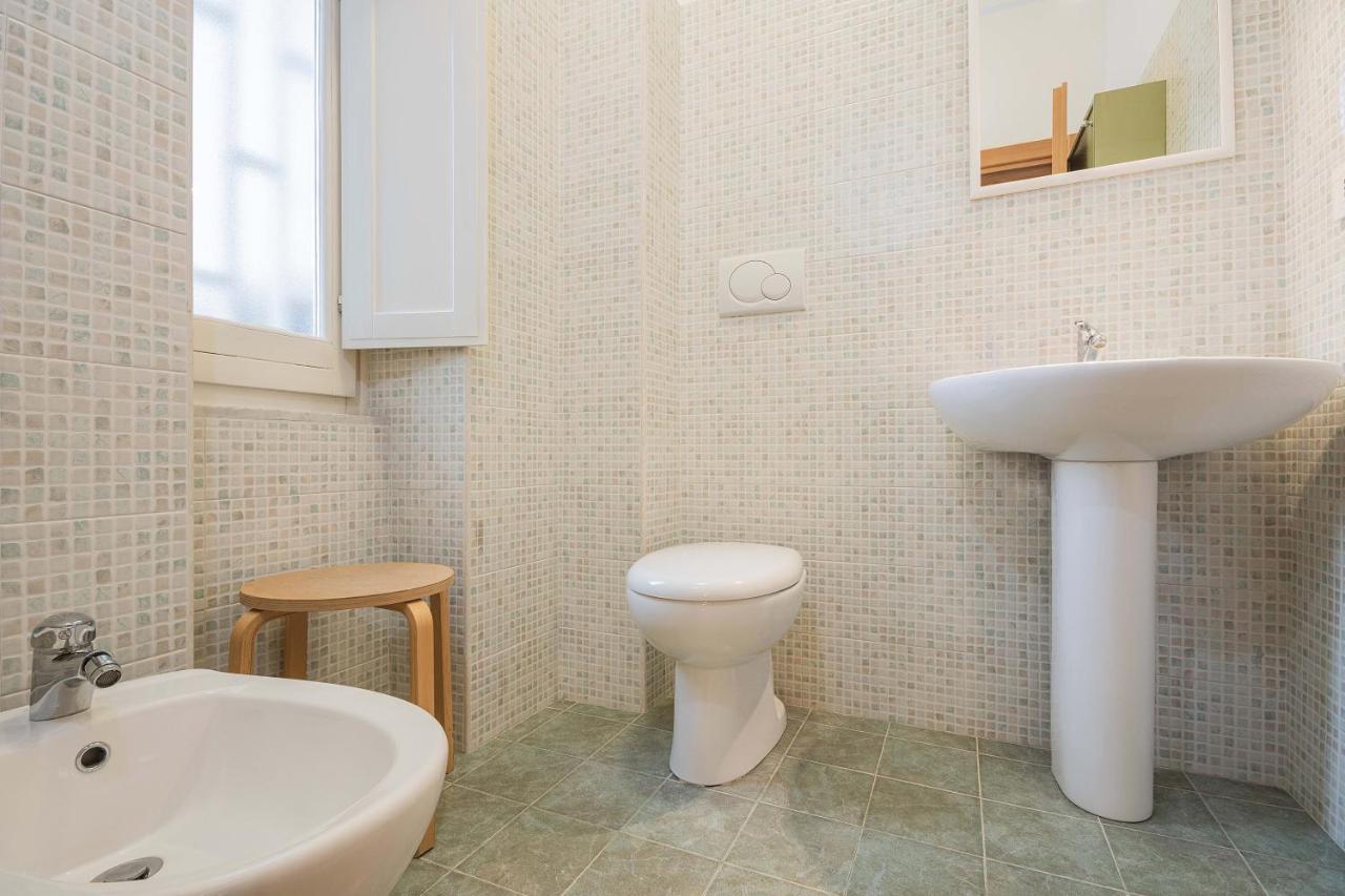 Nuovo Appartamento Beige Bari Ngoại thất bức ảnh