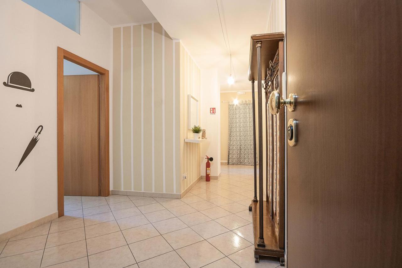 Nuovo Appartamento Beige Bari Ngoại thất bức ảnh