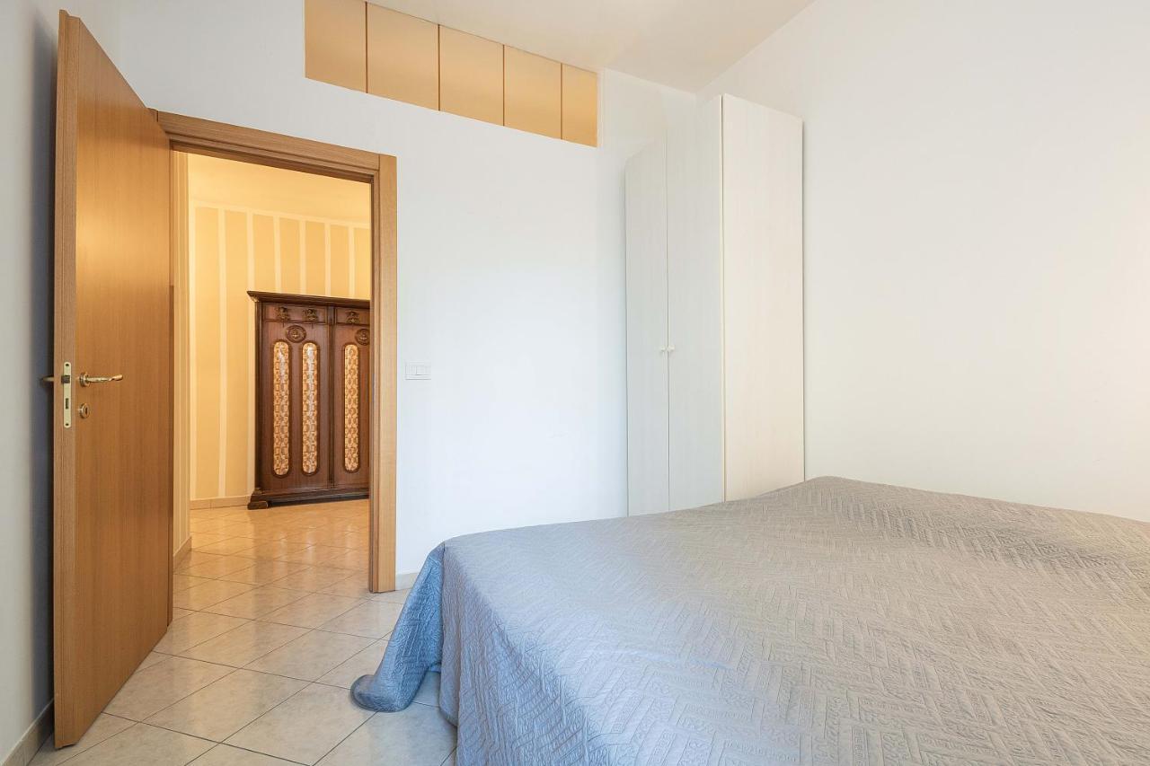 Nuovo Appartamento Beige Bari Ngoại thất bức ảnh
